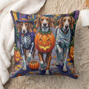 American English Foxhound in Halloween Costumes Kissen