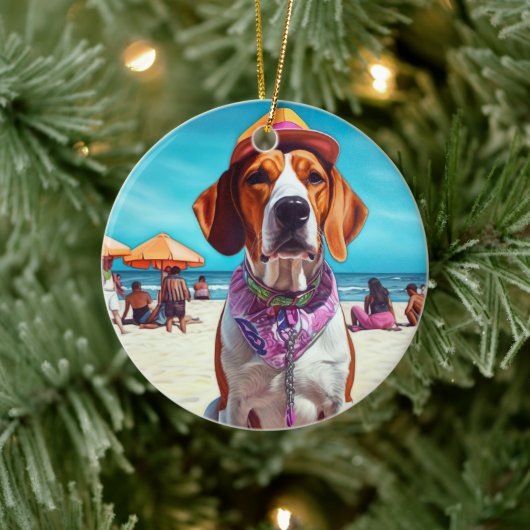 American English Foxhound on Beach, Sommergeschenk Keramik Ornament (Baum)