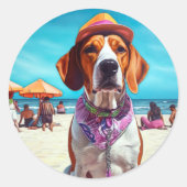 American English Foxhound on Beach, Sommergeschenk Runder Aufkleber (Vorderseite)