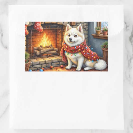 American Eskimo Fireplace with Christmas Lights Rechteckiger Aufkleber (Tasche)
