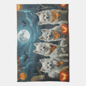 American Eskimo Halloween Spooky Geschirrtuch (Vertikal)