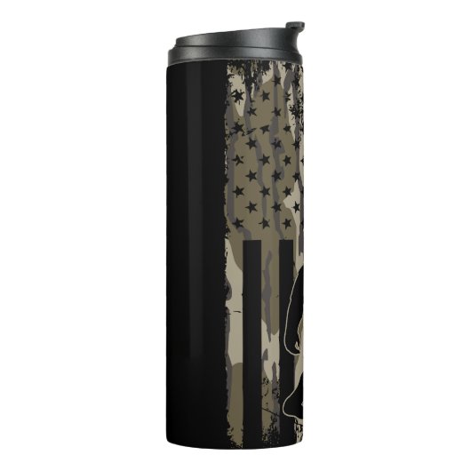 American Flag Bigfoot Bottom Land Camouflage Thermosbecher (Nach links gedreht)