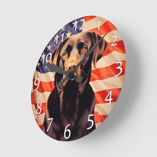 American Flag Chocolate Labrador Runde Wanduhr (Winkel)