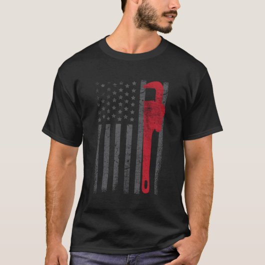 American Flag Plumbing Worker T-Shirt (Vorderseite)
