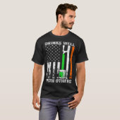 American Flag St Patrick s Day Beer Drinks Well Wi T-Shirt (Vorne ganz)