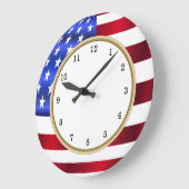 American Flag Trim Red White and Blue Große Wanduhr (Winkel)