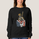 American Flag with Baseball player Premium Sweatshirt (Vorderseite)