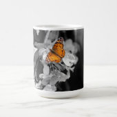 American Lady Butterfly On Blossom Coffee Tasse (Mittel)