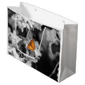 American Lady Butterfly On Blossom Geschenktasche Große Geschenktüte (Vorderseite Schrägansicht)