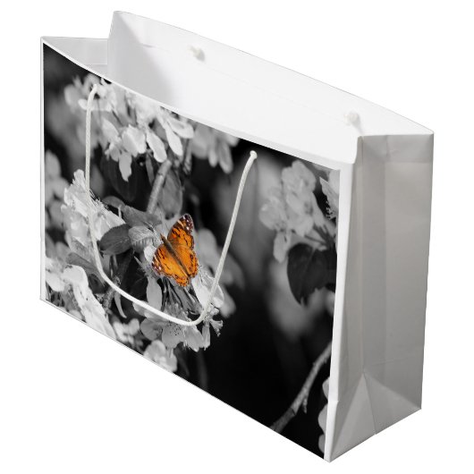 American Lady Butterfly On Blossom Geschenktasche Große Geschenktüte (Vorderseite Schrägansicht)