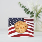 American Pie (Apple Pie mit amerikanischer Flagge) Postkarte (Stehend Vorderseite)
