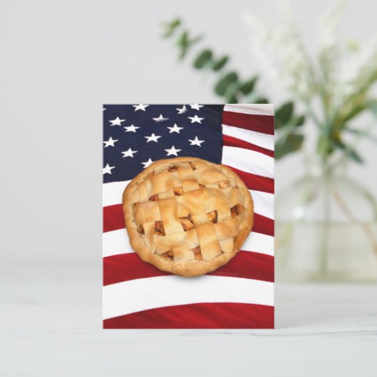 American Pie (Apple Pie mit amerikanischer Flagge) Postkarte (Stehend Vorderseite)