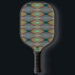 American Southwest Patterned Art And Earthy Colors Pickleball Schläger<br><div class="desc">Pickleball Paddle printed with a American Southwest Patterned Art And Earthy Colors inspired graphic design illustration by TheFabricSeal at Zazzle #ZazzleMade https://www.zazzle.com/store/thefabricseal This American Indian Art Style drawing image is a beautiful mirrored repeating pattern design with elements of pointed arrows, stretched diamond shapes along with diagonal and horizontal lines. Perfect...</div>