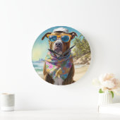 American Staffordshire on Beach, Sommergeschenk Große Wanduhr (Zuhause)