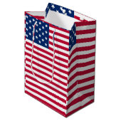 American USA Flag Pride Design-76353 Mittlere Geschenktüte (Vorderseite Schrägansicht)