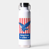 American Vibes Water Bottle - Patriotic & Bold USA Trinkflasche (Vorne)