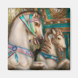 Americana - Carousel beauties Magnet