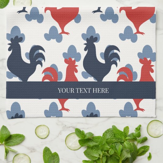 Americana Folk Art Roosters – Rustic Farm Pattern Geschirrtuch (Gefaltet)