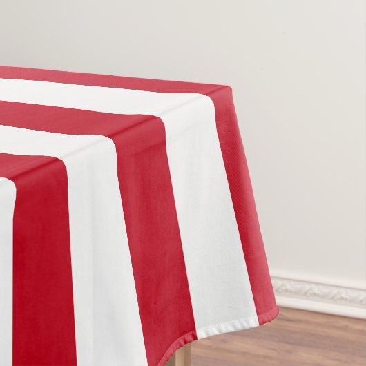 Americana Red And White Stripes Patriotic Tischdecke (Beispiel)