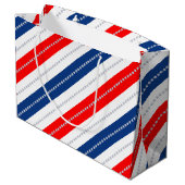 Americana Red White Blue Stars & Stripes Große Geschenktüte (Rückseite Schrägansicht)