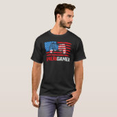 Amerigamer Distressed American Flag Gamer July 4th T-Shirt (Vorne ganz)
