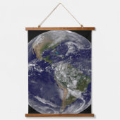 Amerika auf Erden. Wandteppich Mit Holzrahmen (Vorderseite)