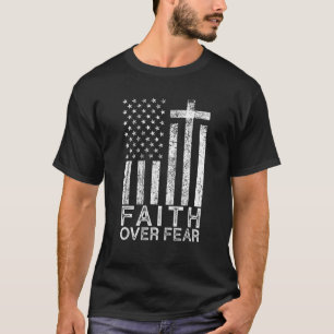 Amerika ist stolz auf den Glauben an die US-Fahne  T-Shirt