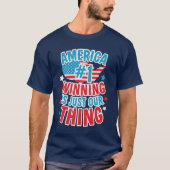 Amerika Nummer eins gewinnt patriotischer T - Shir T-Shirt (Vorderseite)
