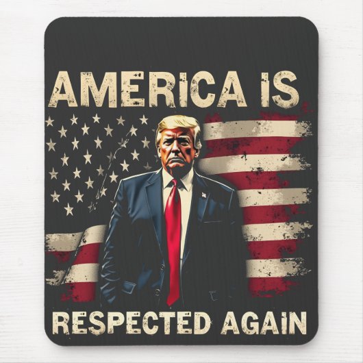 Amerika wird wieder respektiert Trump USA 4. Juli Mousepad (Vorne)