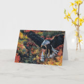 Amerikaner Eagle steigt über Kirche an Karte (Gelbe Blume)