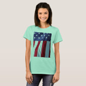 AMERIKANER-FAHNE Flagge USA STOLZE PATRIOTISCHE T-Shirt (Vorne ganz)