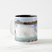 Amerikaner fällt bei Niagara Falls Zweifarbige Tasse (Vorderseite Links)