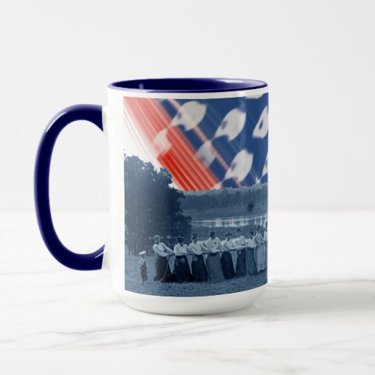 Amerikanische Fahne der 1890er Jahre, die von Frau Tasse (Links)