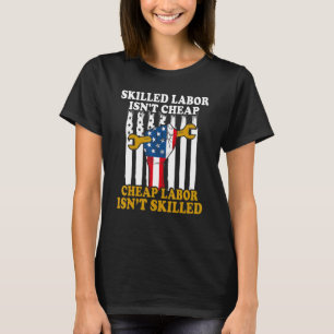 Amerikanische Fahne qualifizierte Arbeitskräfte is T-Shirt