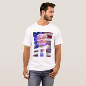 Amerikanische Fahne Trump 2020 T-Shirt (Vorne ganz)