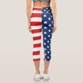 Amerikanische Flagge 4. Juli Capri Leggings (Rückseite)