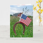 Amerikanische Flagge auf rostigem Hufeisen Karte (Gelbe Blume)