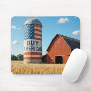 Amerikanische Flagge auf Stallsilo Mousepad
