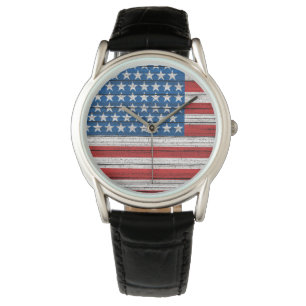 Amerikanische Flagge auf verwittertem Holzmaserung Armbanduhr