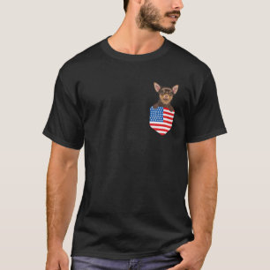Amerikanische Flagge brauner Chihuahua-Hund in der T-Shirt