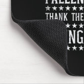 Amerikanische Flagge Ehre der gefallenen Mütter Mousepad (Ecke)