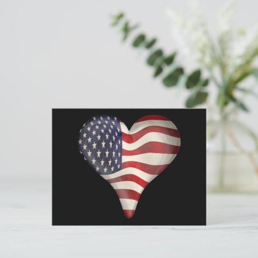 Amerikanische Flagge im Herzen Postkarte (Stehend Vorderseite)