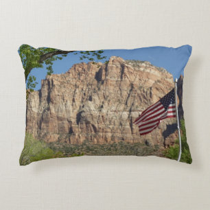 Amerikanische Flagge im Zion National Park I Dekokissen