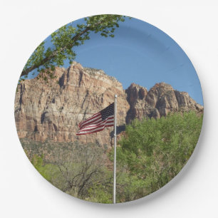 Amerikanische Flagge im Zion National Park II Pappteller