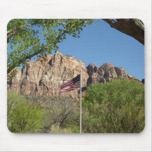 Amerikanische Flagge im Zion-Nationalpark II Mousepad
