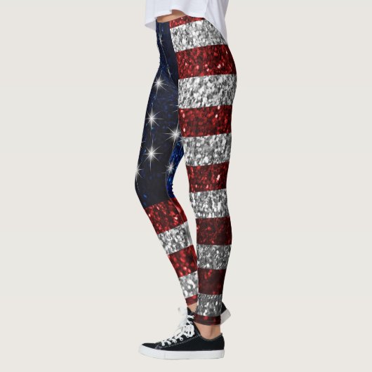 Amerikanische Flagge in den Leggings (Links)