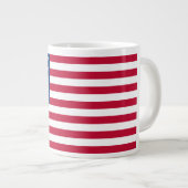Amerikanische Flagge Jumbo-Tasse (Vorderseite Rechts)