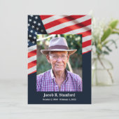 Amerikanische Flagge mit Foto-Feier des Lebens Einladung (Stehend Vorderseite)