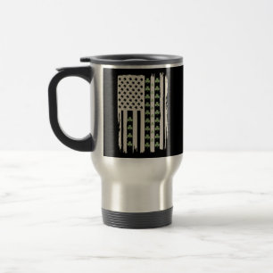 Amerikanische Flagge mit Kleeblättern für St Patri Reisebecher