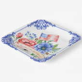 Amerikanische Flagge mit Rot, Weiß und Blau Pappteller (Gewinkelt)